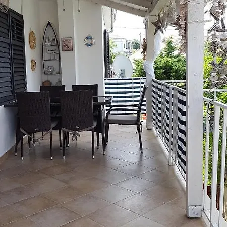 Masa * Рованьска